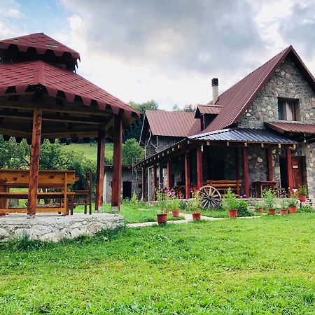 Guesthouse Alpini Lepushe Exterior photo